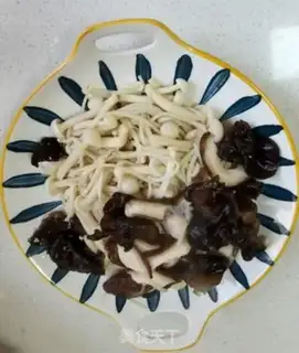 Make Weenie mushroom stew step 6