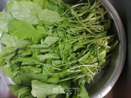 Make Clear the radish step 0