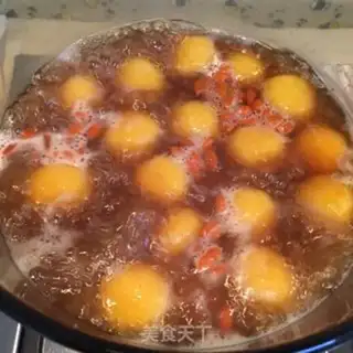 Make Red sugar wine for round step 4