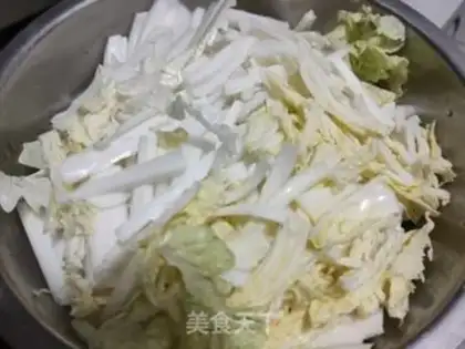 Make Sour cabbage step 1
