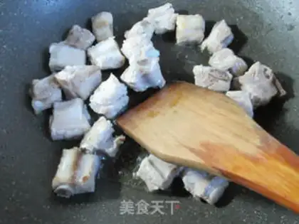 Make Carrot burn ribs step 1
