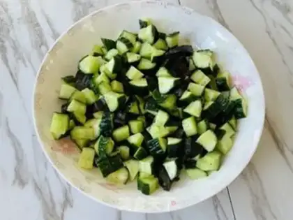 Make Pyramid and pine eggs step 1
