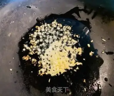 Make Pyramid and pine eggs step 2