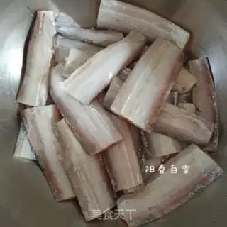 Make Fried Ribbon Fish step 1