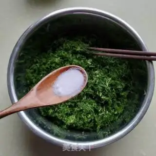 Make Spicy egg box step 3