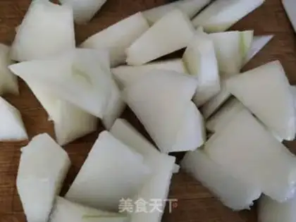 Make Taste melon chickenball soup step 1