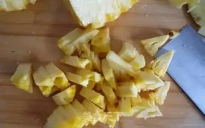 Make Pineapple lamb step 1