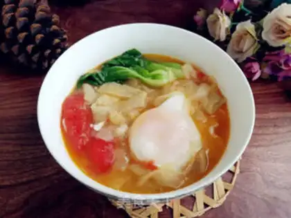 Make Tomato egg-skin soup step 5