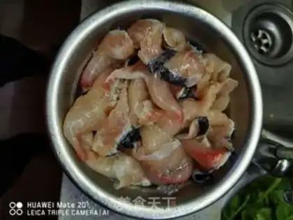 Make Celery makes black fish step 0