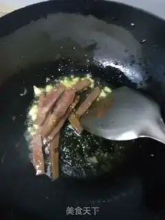 Make Celery beans, fried steak step 1