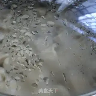 Make Fresh radish soup dumplings step 11