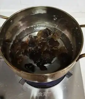 Make Fried Lily step 3