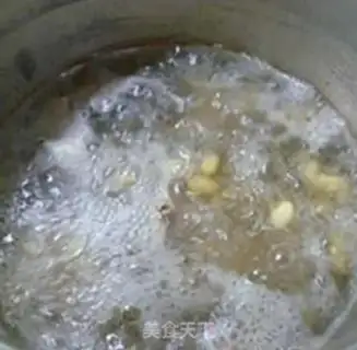 Make Porridge of soybean pigbones step 5