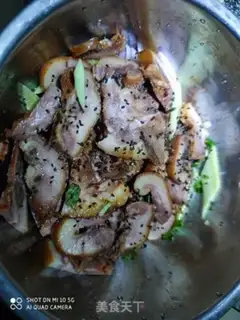 Make Pighead cucumber step 1