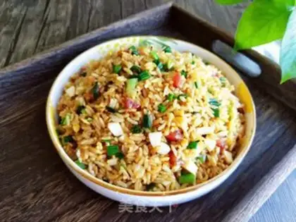 Make Garlic sausage fried rice step 13