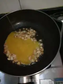 Make Peas and duck eggs step 2
