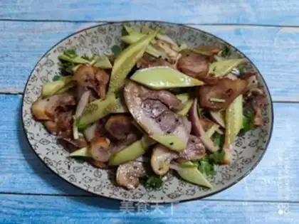 Make Pighead cucumber step 2