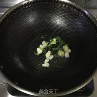 Make Oscillated fishball soup step 0