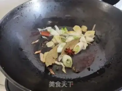 Make Frozen chickens with mushroom potatoes step 4
