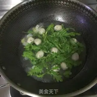 Make Oscillated fishball soup step 3