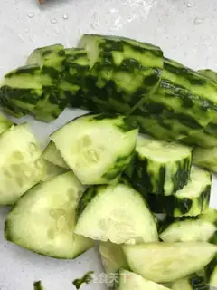 Make The cucumber with the chest step 2