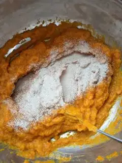 Make Waterless pumpkin buns step 4