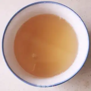 Make A white radish honey water step 3