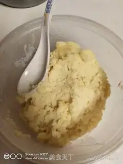 Make Milky almond bread step 4