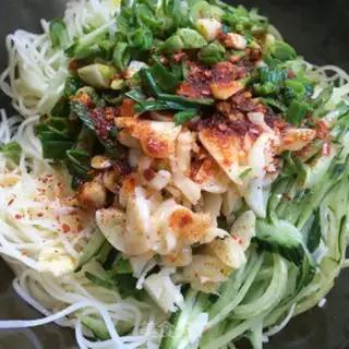 Make The cucumbers and the cucumbers. Noodles step 5