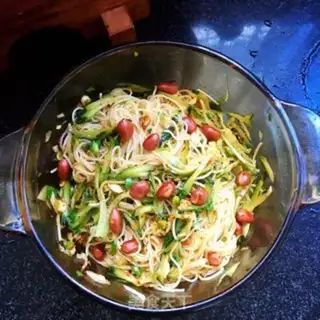 Make The cucumbers and the cucumbers. Noodles step 6