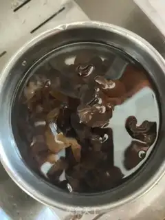 Make Red roasted eggs tofu step 0