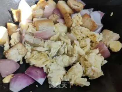 Make Red roasted eggs tofu step 10