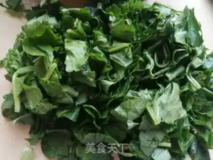 Make Vacated radish leaves step 2