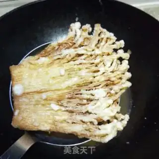 Make Fries of golden mushrooms step 9