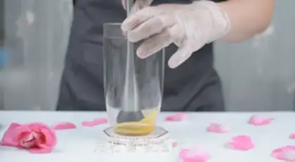 Make The practice of lemon tea with leather step 1