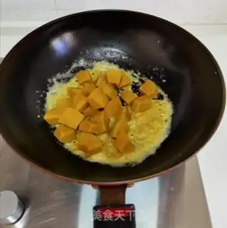 Make Pumpkin step 7