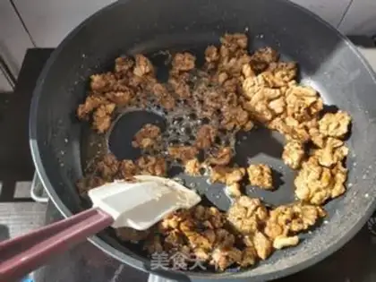 Make Amber walnuts step 3