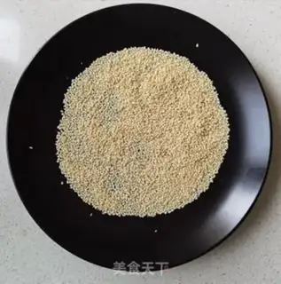 Make Red potato sesame cake step 8