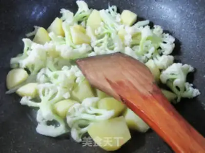 Make Potato pastry step 6