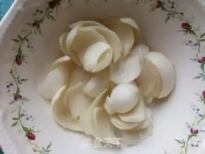 Make Pumpkin lilies step 2