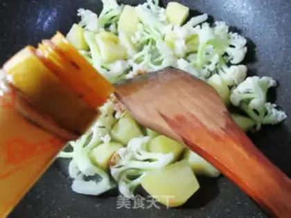 Make Potato pastry step 9