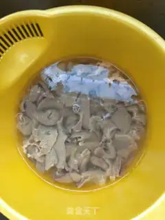 Make The cabbage and the liver step 1