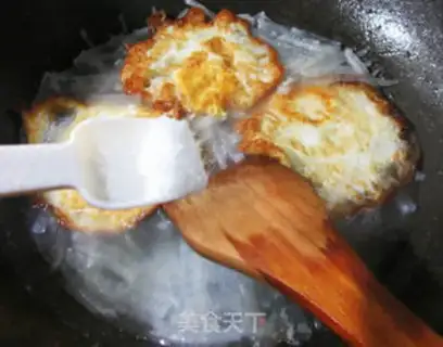 Make Fried egg radish soup step 7