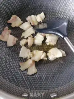 Make Garlic fried fragrance step 2