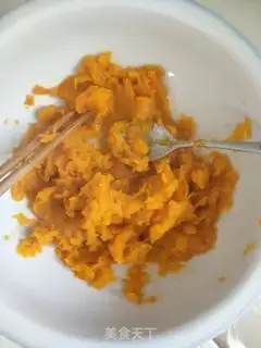 Make Cinnamon wine for pumpkins step 2