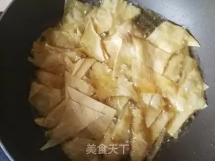 Make Little cabbage and tofu skin step 1