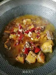 Make Garlic seed burning fish step 7