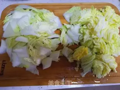Make Big cabbage soup step 1
