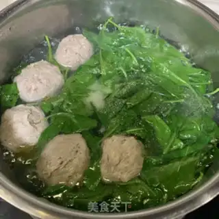 Make Beefball soup step 4