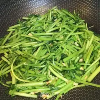 Make Garlic paste step 4